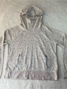SO Authentic American Heritage Gray Geometric Print Hoodie - XL - Thumbholes